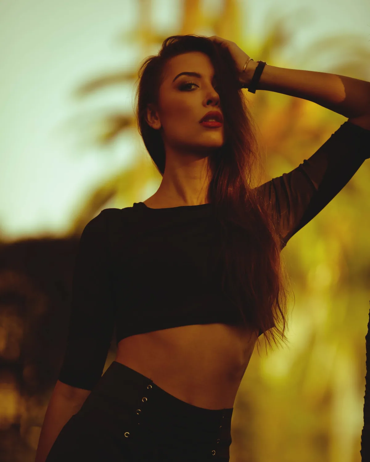 Julia Mindar, Los Angeles model - editorial portfolio
